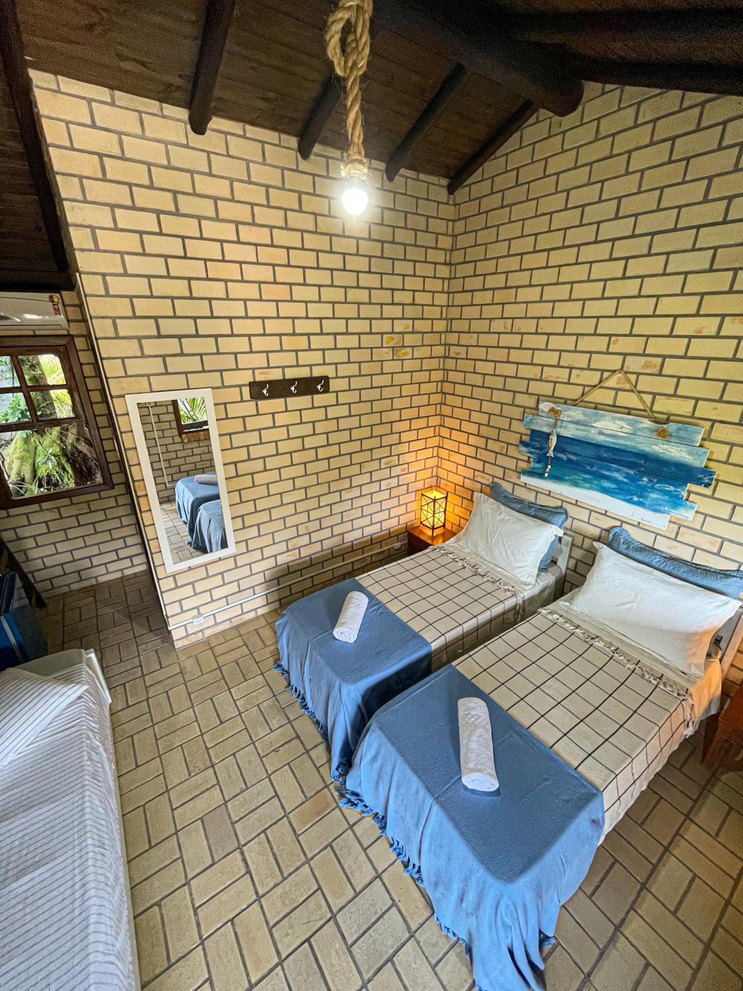 Pousada Sentiero - Praia Do Rosa Room photo